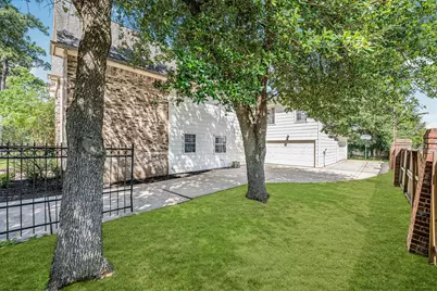 8002 Royal Crest Court, Houston, TX 77379 - Photo 43