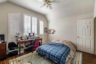 8002 Royal Crest Court, Houston, TX 77379 - Photo 33