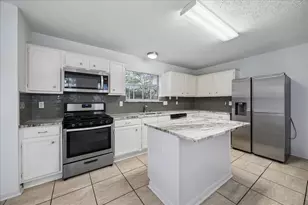 15110 Red Cedar Cove Ln, Cypress, TX 77433 - Photo 3