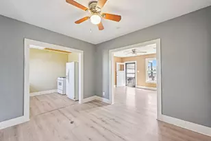 5224 Bernardo De-Galvez Unit B, Galveston, TX 77551 - Photo 5