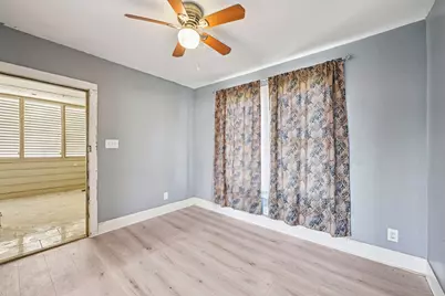 5224 Bernardo De-Galvez Unit B, Galveston, TX 77551 - Photo 15
