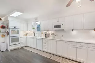 532 Raleigh Dr, Conroe, TX 77302 - Photo 15