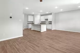 16866 Bristle Cone Wy, Conroe, TX 77302 - Photo 3