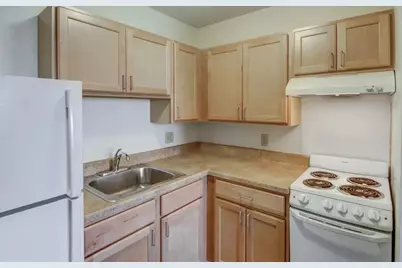 201 W Delaware St, Other, IN 47710 - Photo 7