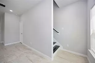7987 Chateau St, Houston, TX 77028 - Photo 3