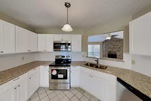 6610 Bellfield Manor Ln, Houston, TX 77084 - Photo 9