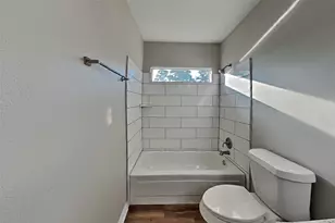 9211 Wandsworth Dr, Spring, TX 77379 - Photo 15