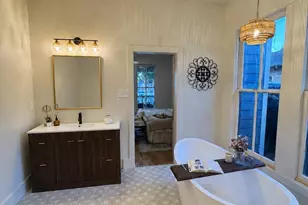2109 Gentry St, Houston, TX 77009 - Photo 31