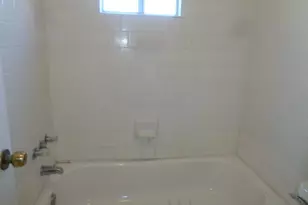 4358 Queens Retreat Dr, Houston, TX 77066 - Photo 7