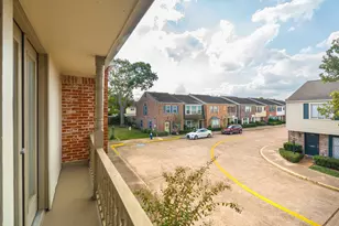 6339 Del Monte Dr SW, Houston, TX 77057 - Photo 25