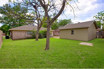 5742 Weeping Willow Road, Houston, TX 77092 - Photo 3