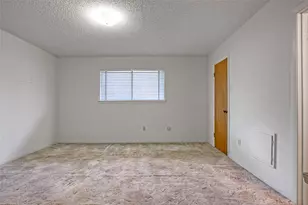 5742 Weeping Willow Rd, Houston, TX 77092 - Photo 13