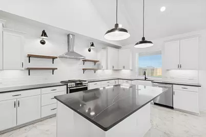 12107 Willow Way Avenue, Mont Belvieu, TX 77535 - Photo 13