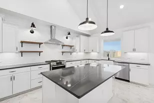 12107 Willow Way Ave, Mont Belvieu, TX 77535 - Photo 13