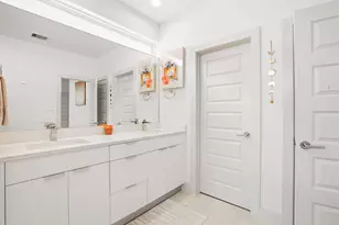 4408 Santorini Ln, Houston, TX 77045 - Photo 17