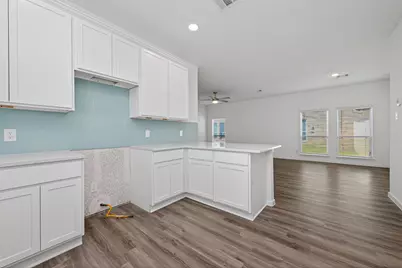 9746 Enclave Ridge Road, Willis, TX 77318 - Photo 15