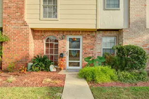 1424 Silverpines Rd, Houston, TX 77062 - Photo 3