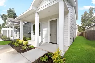 16912 Kempwood, Montgomery, TX 77316 - Photo 1