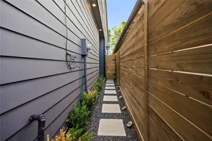 3802 Buck St, Houston, TX 77020 - Photo 3