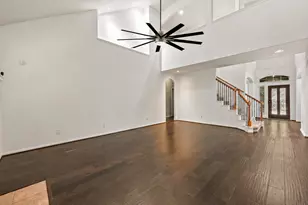 10626 Sterling Manor Dr, Spring, TX 77379 - Photo 9
