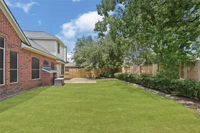 10626 Sterling Manor Drive, Spring, TX 77379 - Photo 31