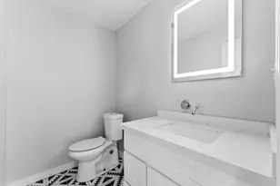 206 W North Hill Dr, Spring, TX 77388 - Photo 9