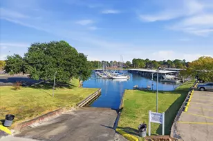 5218 Park View Dr, Willis, TX 77318 - Photo 37