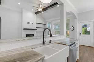 5218 Park View Dr, Willis, TX 77318 - Photo 13