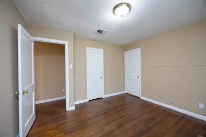 304 Harris Boulevard, Conroe, TX 77301 - Photo 13