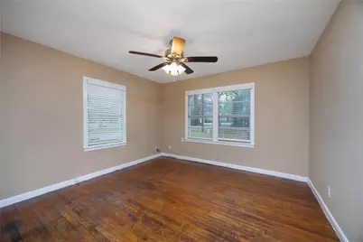 304 Harris Boulevard, Conroe, TX 77301 - Photo 19