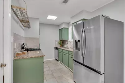 501 Bellmar Lane, Friendswood, TX 77546 - Photo 11