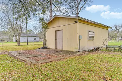 901 N Amburn Road, Texas City, TX 77591 - Photo 27