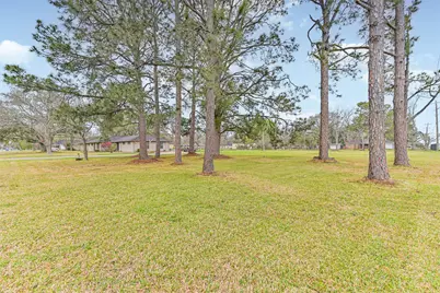 901 N Amburn Road, Texas City, TX 77591 - Photo 3