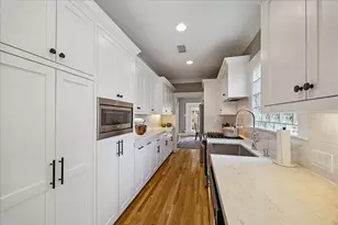 824 W Melwood St, Houston, TX 77009 - Photo 5