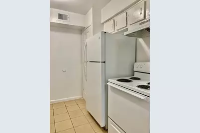 9410 Grannis Street #A, Houston, TX 77075 - Photo 5