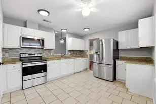 21330 Golden Dove Dr, Spring, TX 77388 - Photo 3