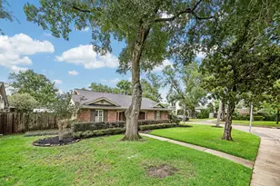 6200 Locke Ln, Houston, TX 77057 - Photo 15