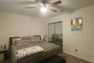 12133 Sharpview Dr, Houston, TX 77072 - Photo 9