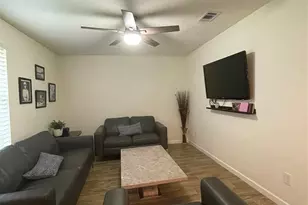 12133 Sharpview Dr, Houston, TX 77072 - Photo 7