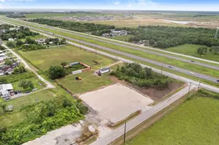 3132 County Rd 61, Rosharon, TX 77583 - Photo 17