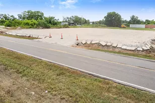 3132 County Rd 61, Rosharon, TX 77583 - Photo 3