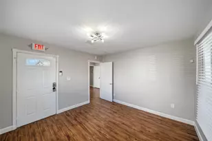 2009 N Durham Dr, Houston, TX 77008 - Photo 23