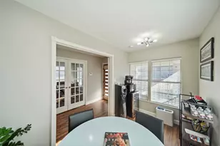 2009 N Durham Dr, Houston, TX 77008 - Photo 11