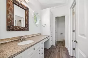 597 Piney Point Rd, Piney Point Village, TX 77024 - Photo 25