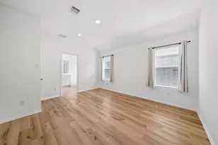 2018 Foxtail Crk Ct, Crosby, TX 77532 - Photo 9