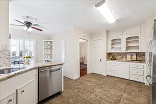 2801 Plumb St, Houston, TX 77005 - Photo 9