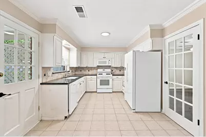 3731 Latma Drive, Houston, TX 77025 - Photo 11