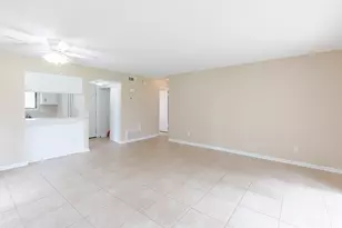 15919 Golf Club Dr, Crosby, TX 77532 - Photo 9