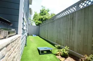 8610 Ashland Way, Houston, TX 77055 - Photo 41