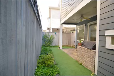 8610 Ashland Way, Houston, TX 77055 - Photo 35